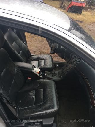 Volvo S80 2.5 R5 103kW