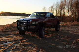 Dodge RAM Offroad lifted 5.9 v8 180kW